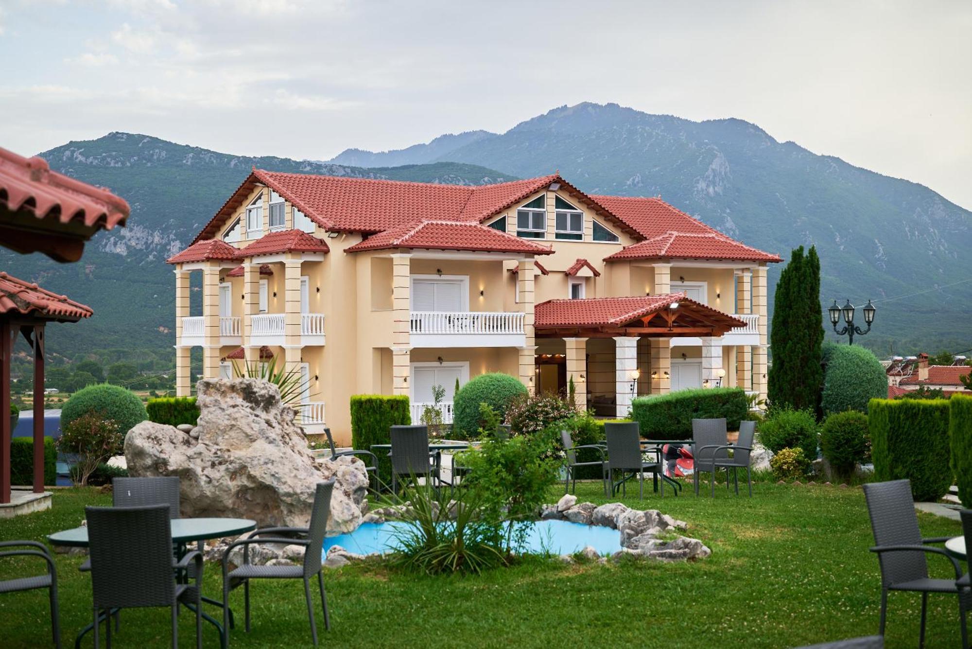 Famissi Suites 1 Kalambaka Zewnętrze zdjęcie